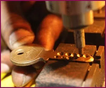 Keansburg NJ Locksmith Store Keansburg, NJ 732-660-5527 - 17-key-making